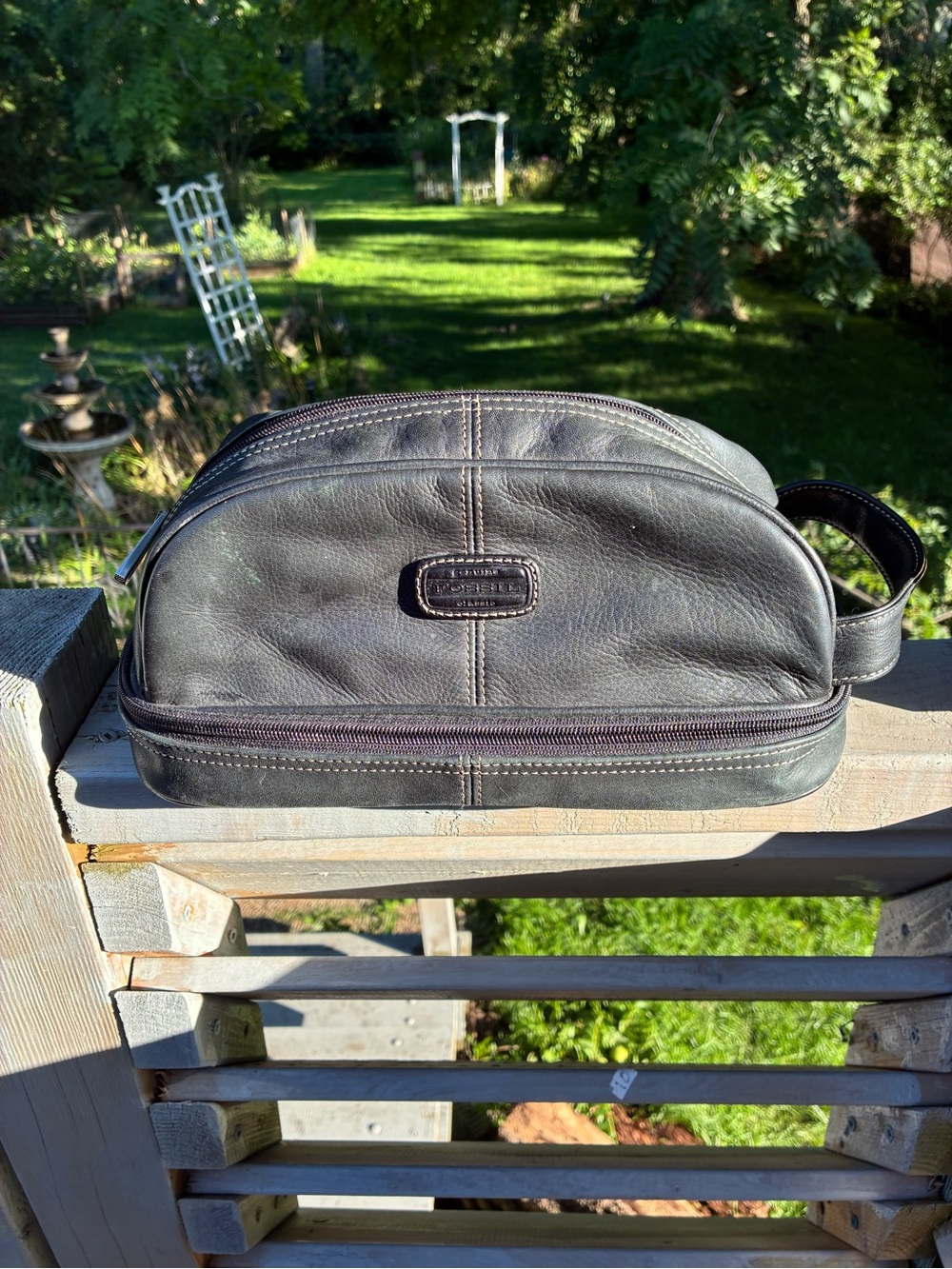 Men’s Leather Fossil Vintage Toiletry Travel Bag